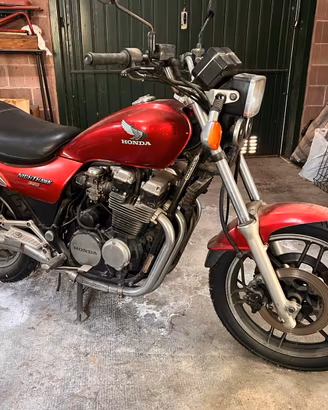 Honda Nighthawk 650 - 1986 | 9750km