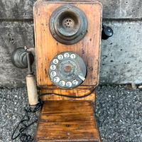 Telefono a muro