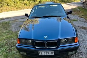 BMW 318 is
