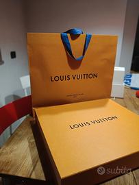 Scatola con shopper LV