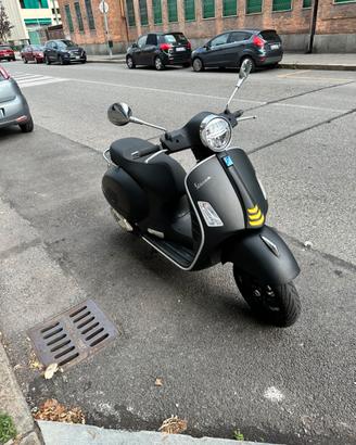 Vespa gts 300 super tech