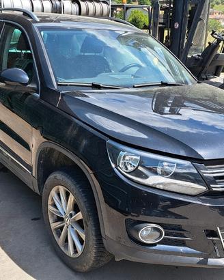 Ricambi vari Volkswagen Tiguan 2.0TDI 140cv 2015