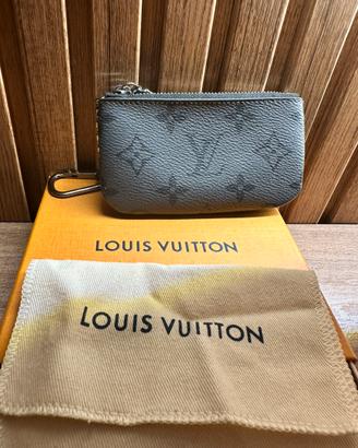 Pochette con catenella