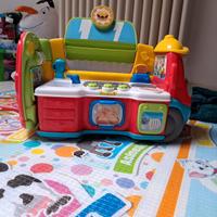 camioncino giocattolo 