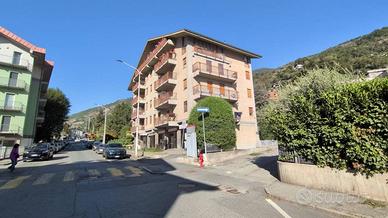Appartamento di 81 m² con 2 locali e box auto a Ao
