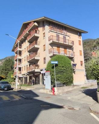 Appartamento di 81 m² con 2 locali e box auto a Ao
