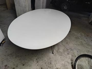 tavolo bianco KARTELL
