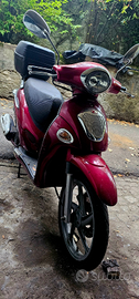 Kymco People 150