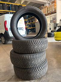 4 Pneumatici invernali KUMHO 225/55 R19 99V