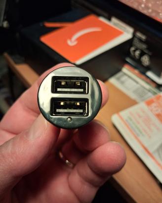 Caricabatterie USB per auto