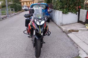 moto Benelli TRK 502