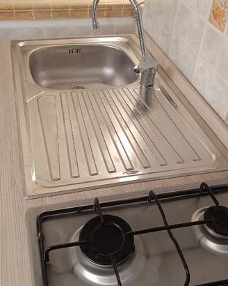 TOP CUCINA CON LAVELLO + RUB. E PIANO COTTURA