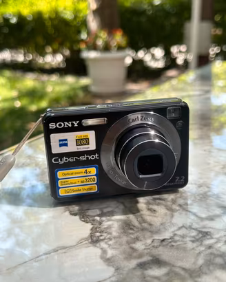 Sony Cyber-Shot DSC-W120