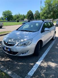 Opel Astra2014 GPL 1,4