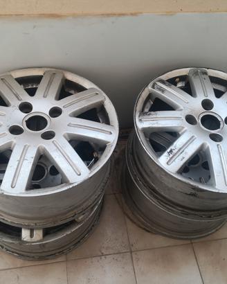 cerchi lega Ford fiesta