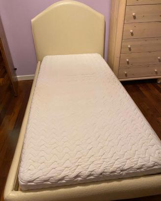 Letto singolo ad una piazza, materasso e rete