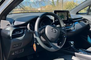 Toyota CHR 184 cv full hybrid