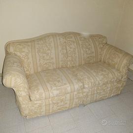 Divano classico