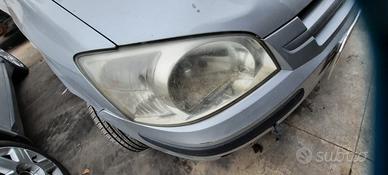 HYUNDAI GETZ 2005 - FARO ANTERIORE DESTRO