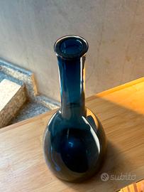 Vaso in vetro blu cobalto