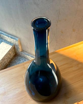 Vaso in vetro blu cobalto