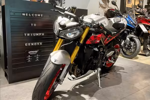 TRIUMPH Street Triple 765 RX