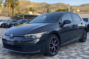 Volkswagen Golf 8 Life 2.0 TDI 116CV