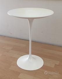 Tavolino da salotto tulip Eero Saarinen