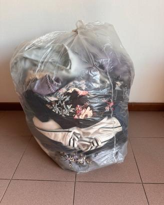 SACCO VESTITI