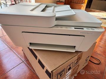 Stampante  4 in uno. Hp deskjet plus