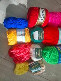 Gomitoli filati cotone e acrilico colorati p