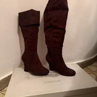 Stivali al genocchio o sopra ginocchio