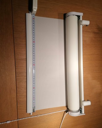 Tenda a rullo nuova bianca