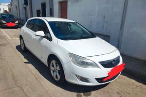 Opel Astra J Turbo 1.4 Benzina
