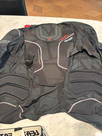 Giubbetto di protezione downhill Leatt