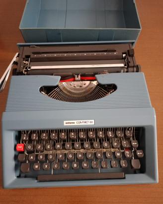 Macchina da scrivere Antares Compact 88