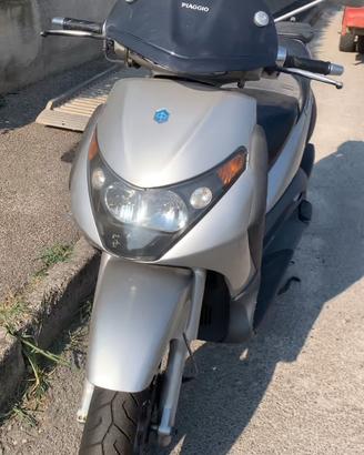 Piaggio Beverly 200 – Anno 2005