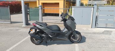 Yamaha X-max 125 Allestimento Standard 