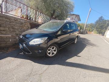 Ford c max 7 posti