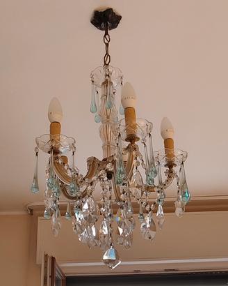 lampadario Classico a gocce con dettagli azzurri 