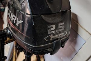 tender con motore da 2,5 cavalli 