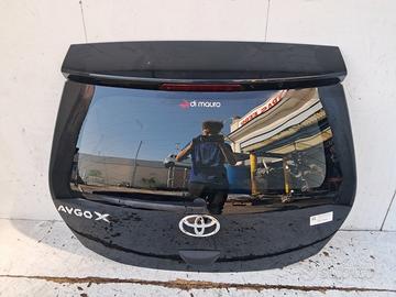 681050H280 LUNOTTO CRISTALLO POSTERIORE TOYOTA AYG