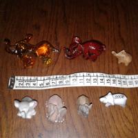 Collezione di statuine vintage in vari materiali