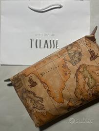 Pochette grande alviero martini