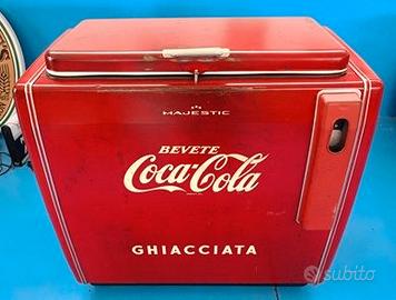 Frigorifero a pozzetto Coca Cola