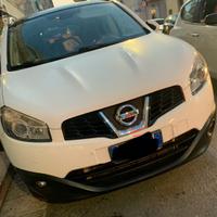 Nissan qashqai 2011