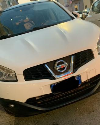 Nissan qashqai 2011