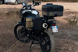 Bmw F 800 GS con tris valigie