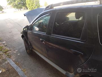 DACIA DUSTER PORTE SX ANNO 2014 