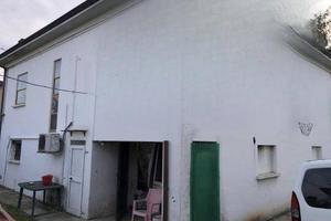 Immobile in asta di 184 m² con più di 5 locali e b